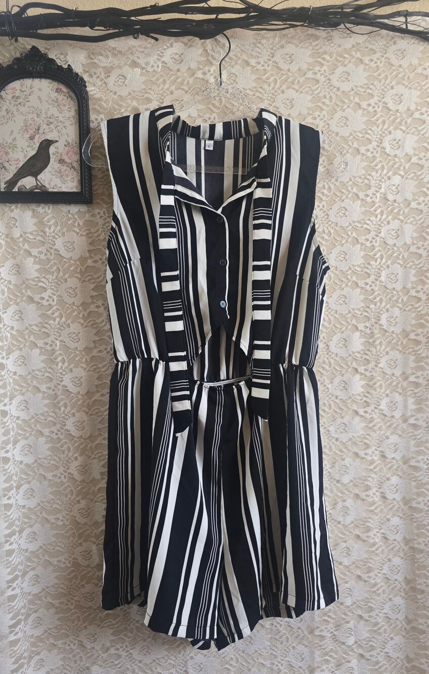 Black & White Striped Romper - Open Waist - Summer - Pin-up - Cottage - Y2K